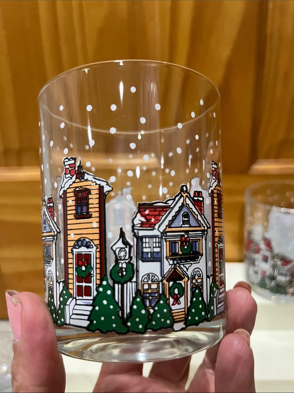 Holiday Village Glass Tumbler Set - 4 Decorative 12 oz Tumblers